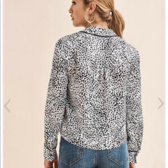 Leopard Print Silk Long sleeve. - Picture 2 of 2